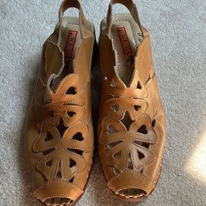 Pikolinos sandals size 8 (39 Euro)